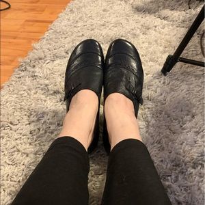Clark’s leather shoes size 9.5